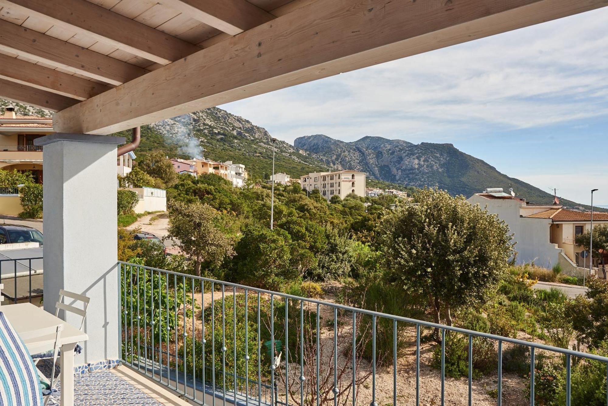 Casa Azzurra Apartment Cala Gonone Ngoại thất bức ảnh